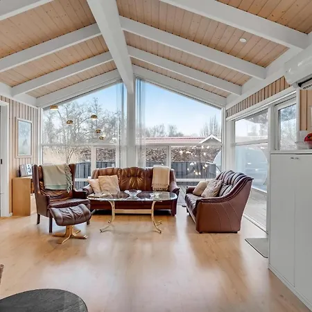 With Fireplace 11 펜션 *