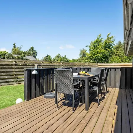 Holiday home Stunning In With Wifi
